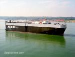 ID 2425 CYGNUS LEADER (1998/57623grt/IMO 9158288. Renamed GREEN LAKE) maked her maiden call at Southampton, England.